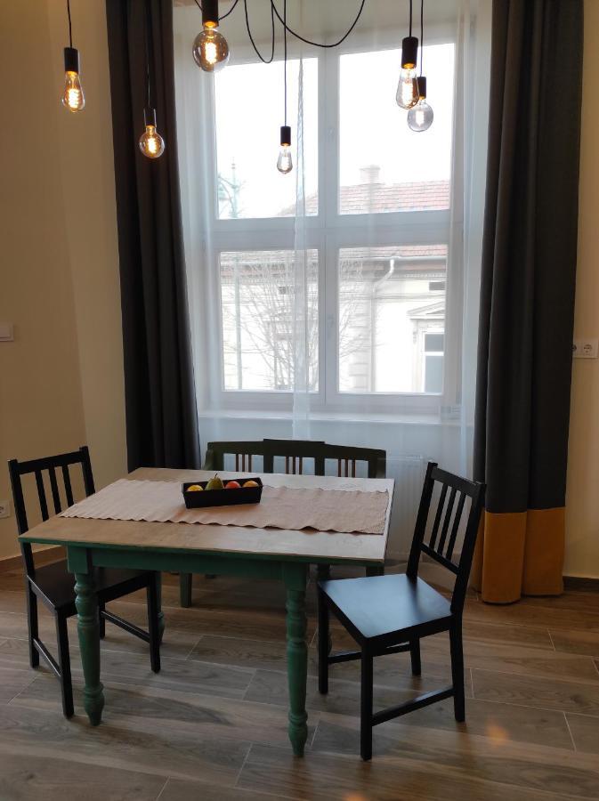 City Art Inn Сегед Екстериор снимка